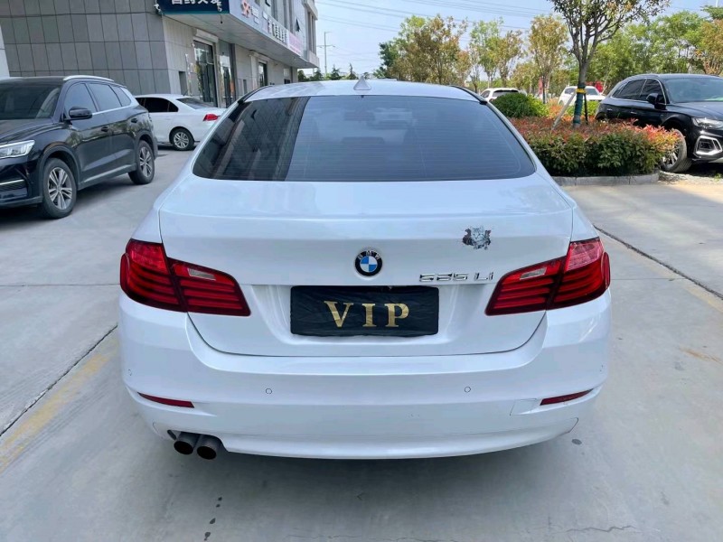 济宁15年宝马5系9