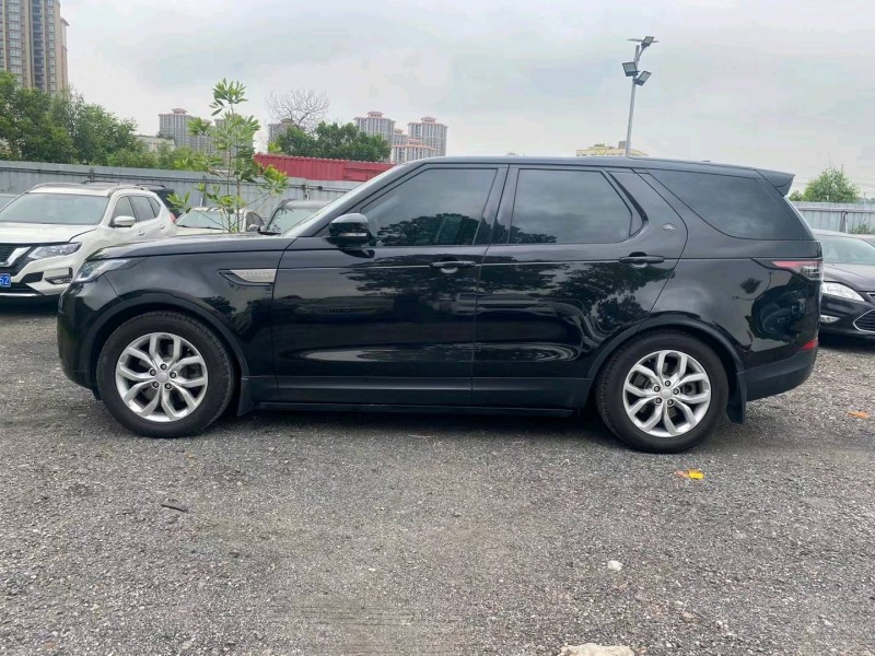 济宁17年路虎发现8