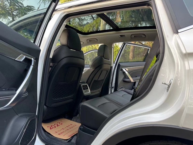 徐州21年吉利博越9