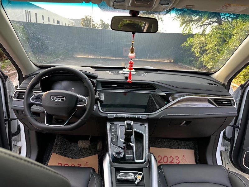 徐州21年吉利博越8