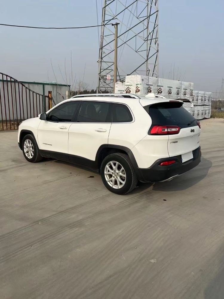 徐州18年Jeep自由光5