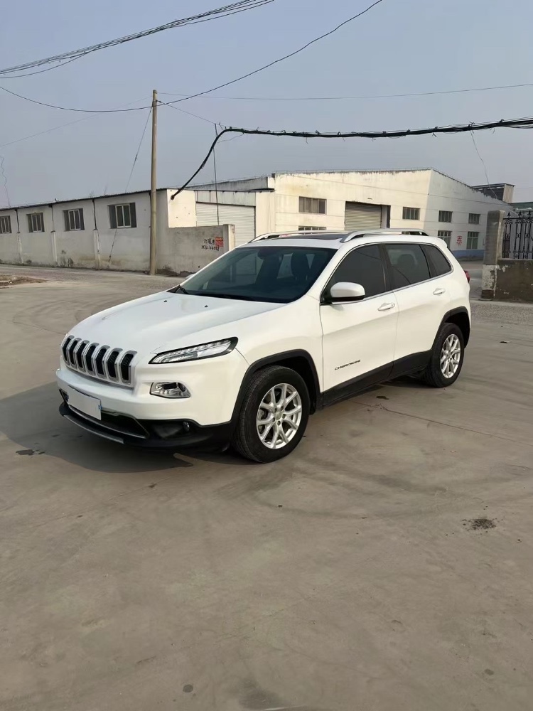 徐州18年Jeep自由光4