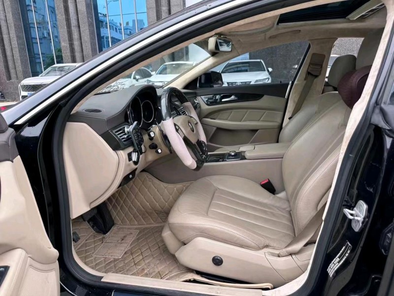 东莞14年奔驰CLS7