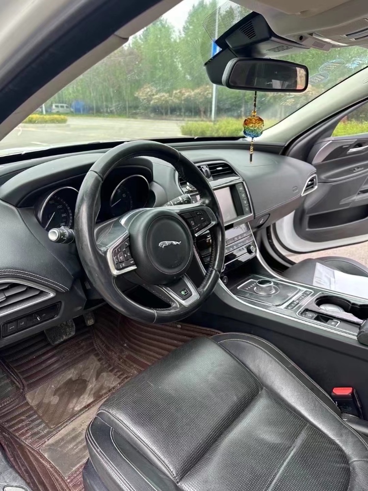 枣庄15年捷豹XE8