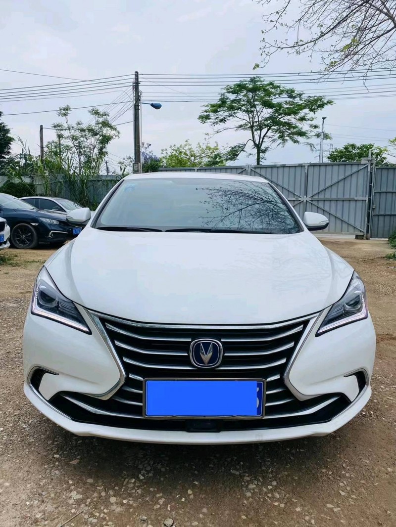 广州18年长安汽车逸动1