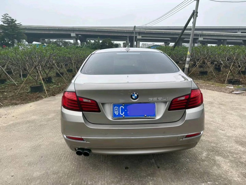 广州15年宝马5系9