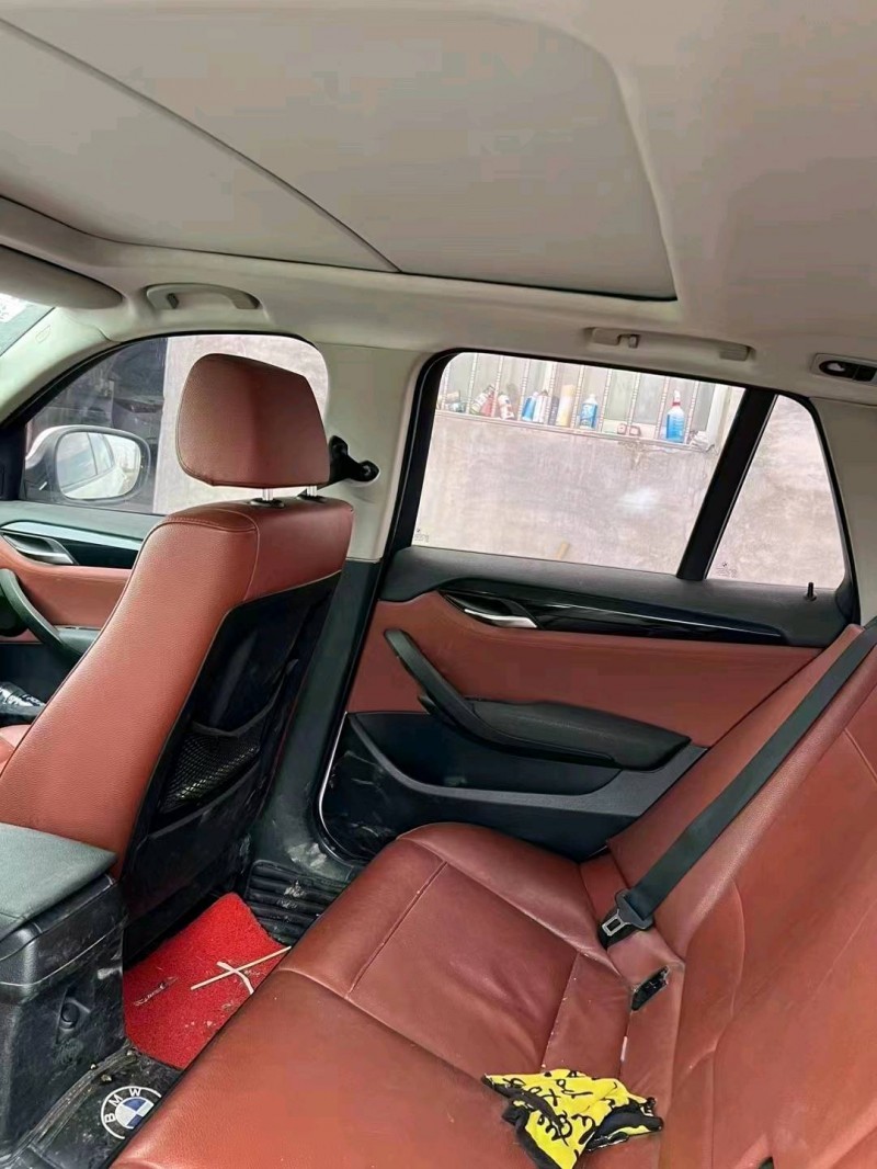 济南11年宝马X18