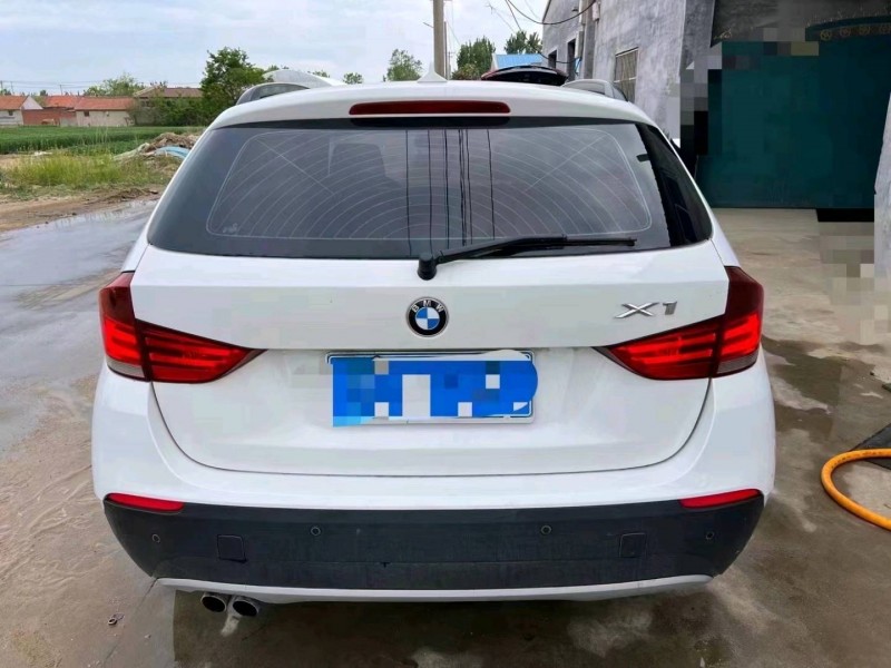 济南11年宝马X19