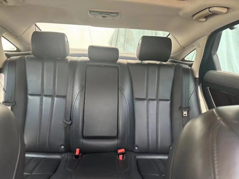 黔西南13年捷豹XJL2