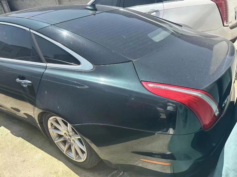 黔西南13年捷豹XJL6