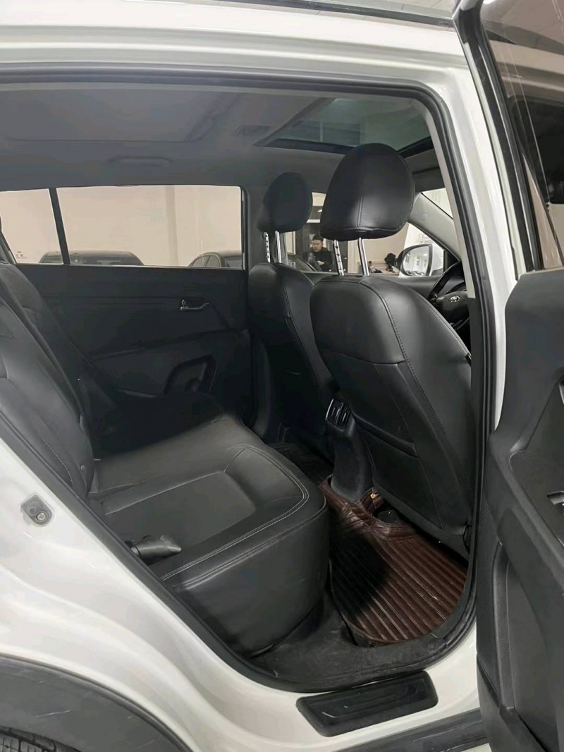 廊坊15年起亚智跑6