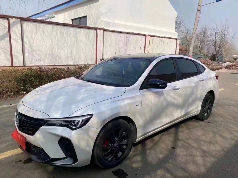 青岛21年别克威朗2