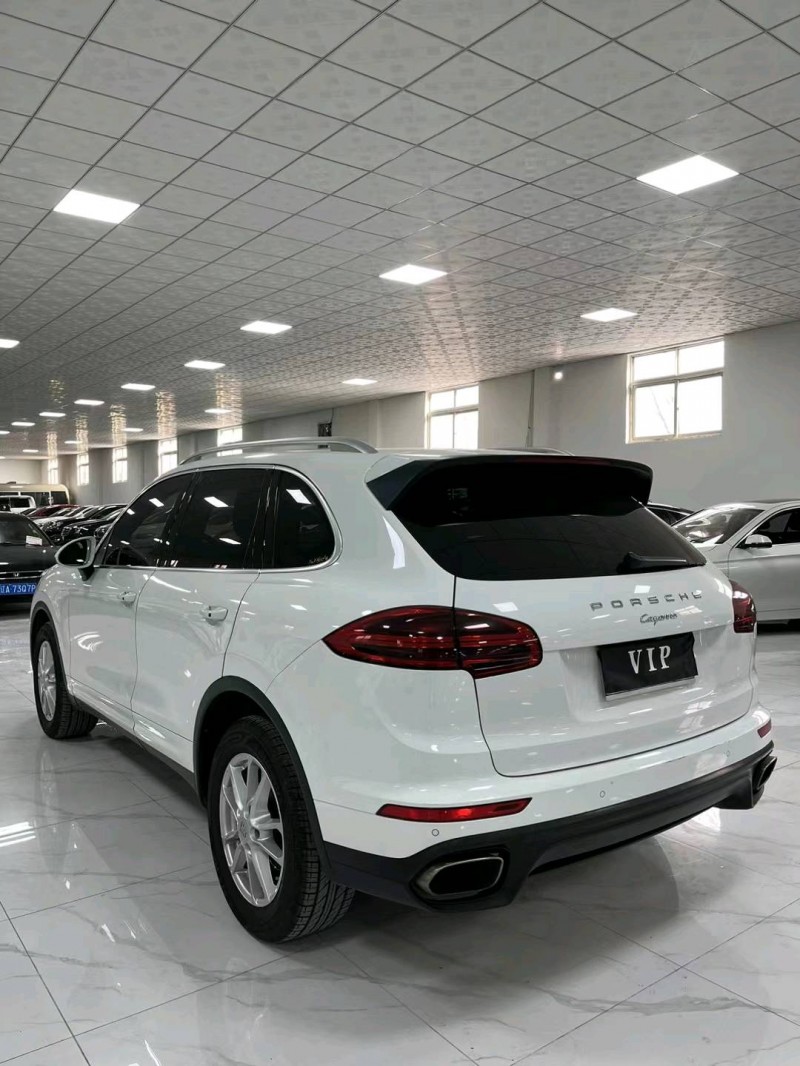 廊坊18年保时捷卡宴3