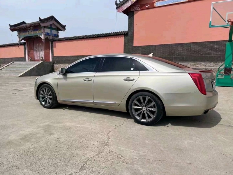 青岛14年凯迪拉克XTS3