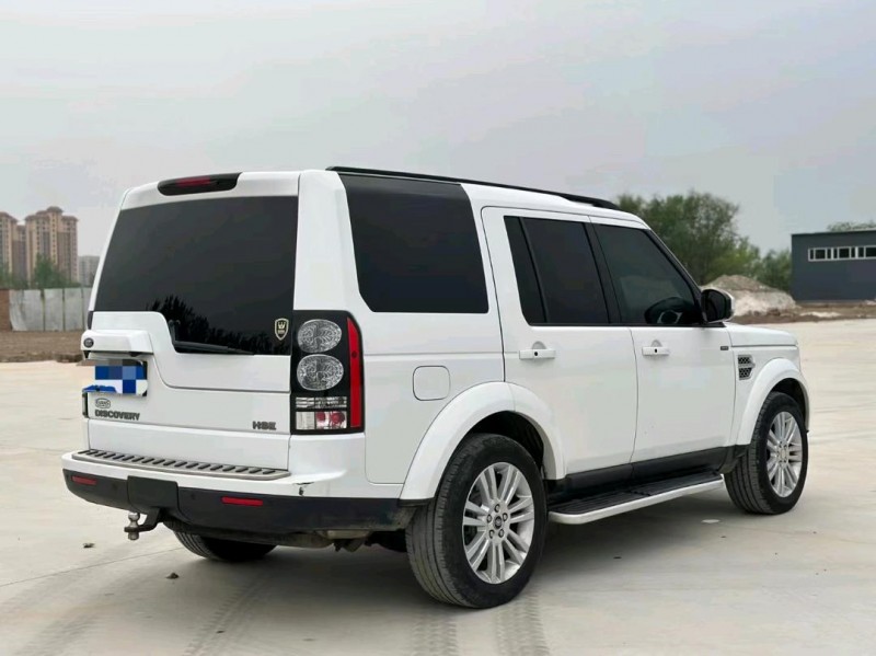 青岛15年路虎发现8