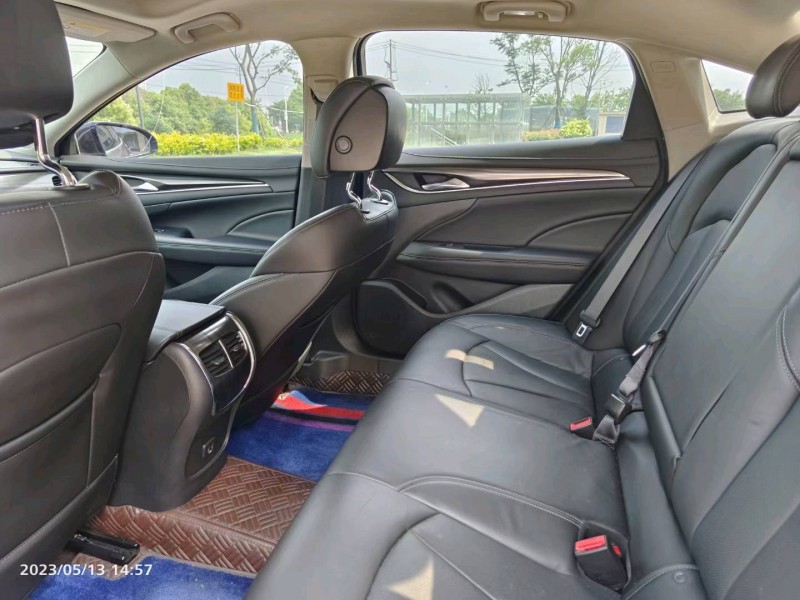 徐州18年别克君越6