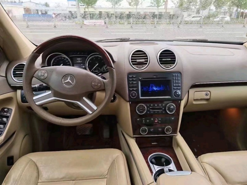 青岛11年奔驰GL5