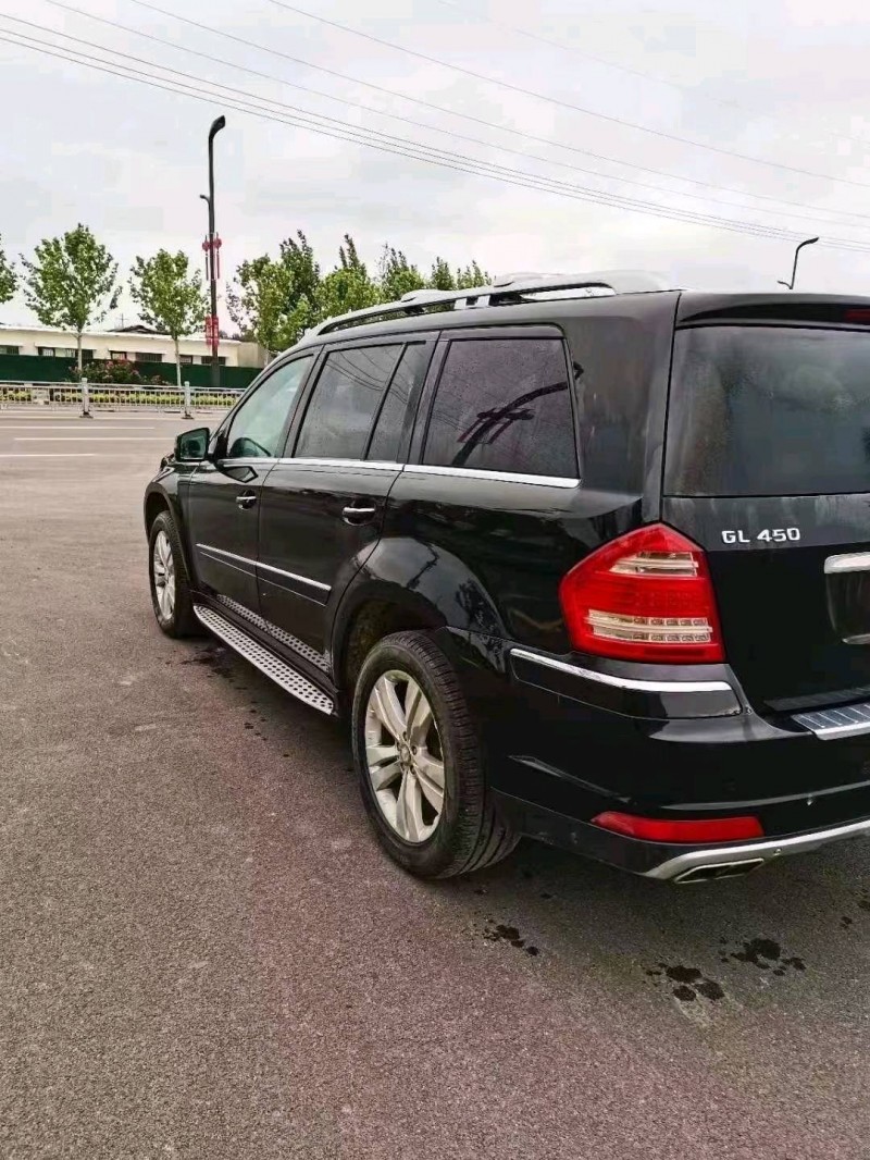 青岛11年奔驰GL4