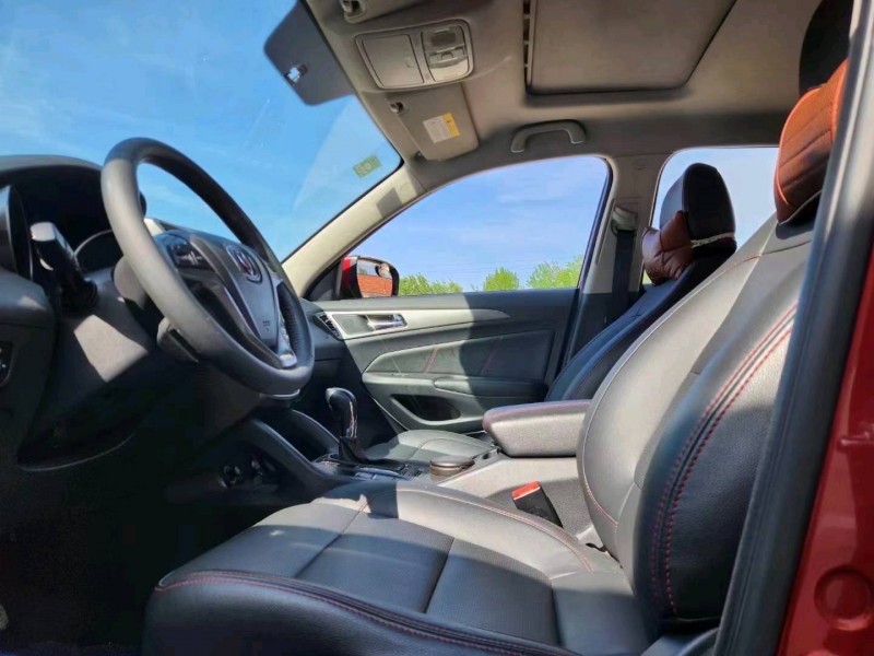 青岛17年长安汽车CS756