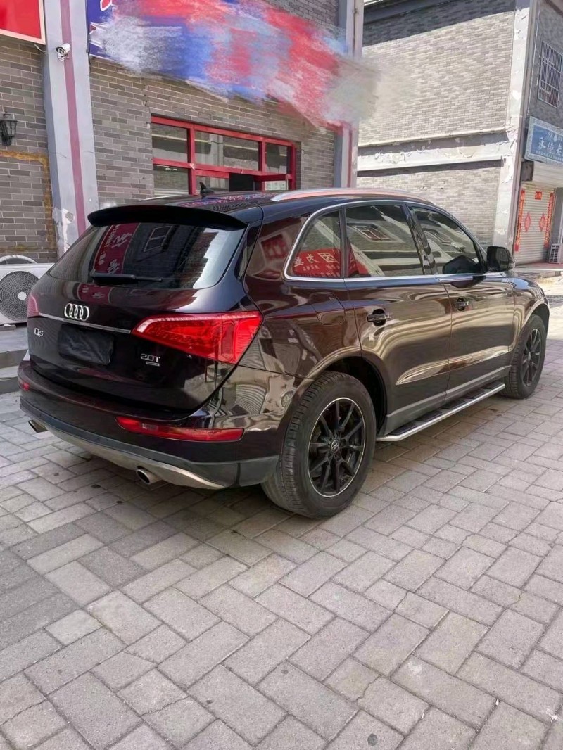 唐山12年奧迪Q56