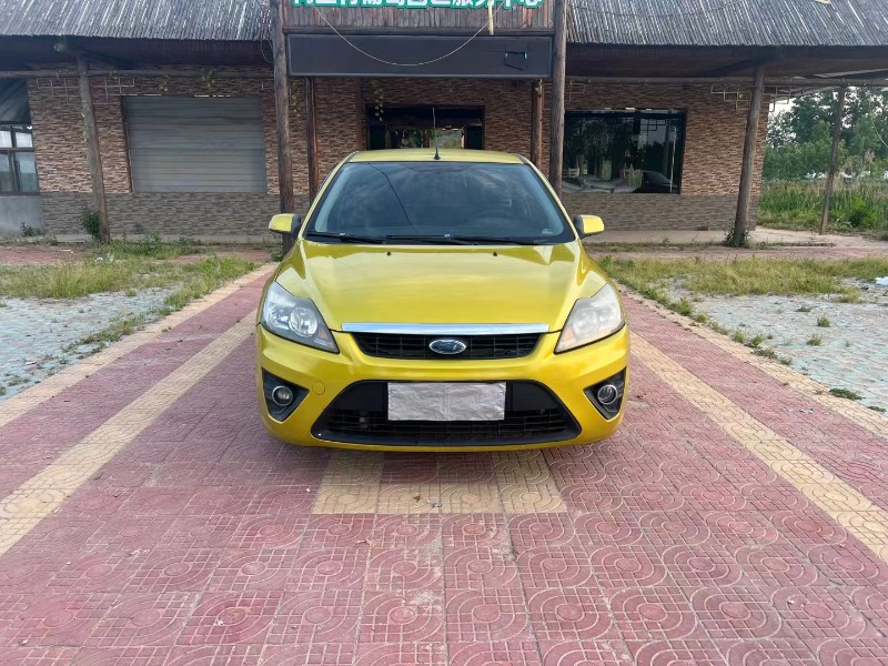 徐州13年福特福克斯1