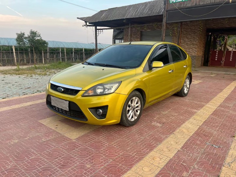 徐州13年福特福克斯3