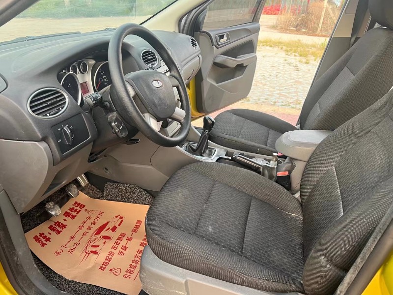 徐州13年福特福克斯4