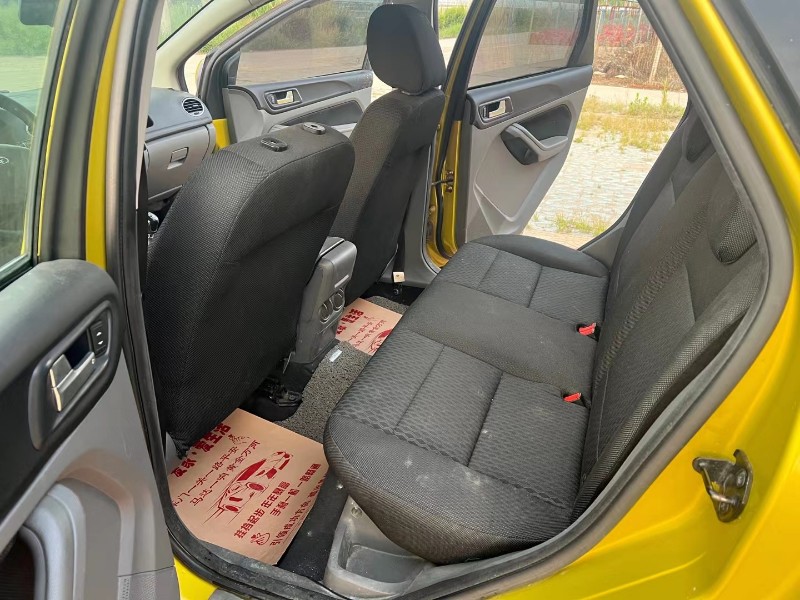 徐州13年福特福克斯6