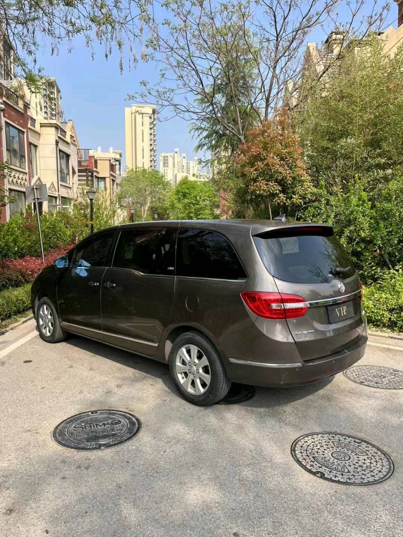 青岛15年别克GL85