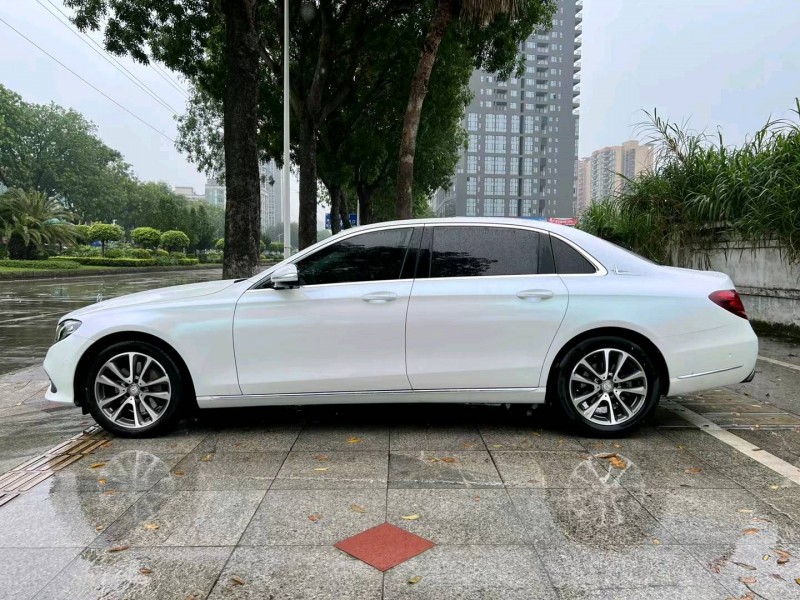 东莞17年奔驰E8