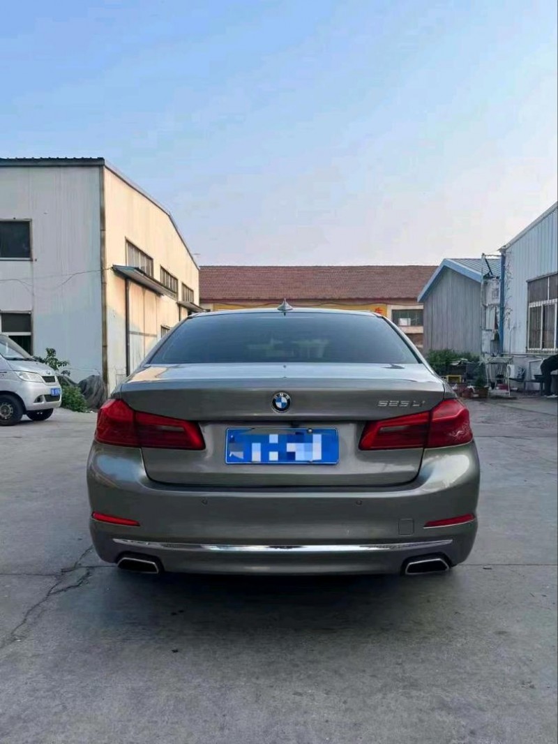 枣庄18年宝马5系9