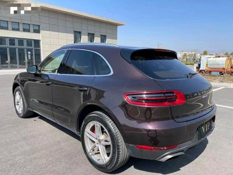盐城15年保时捷Macan9