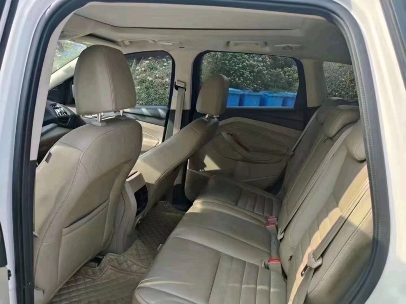 淄博15年福特翼虎9