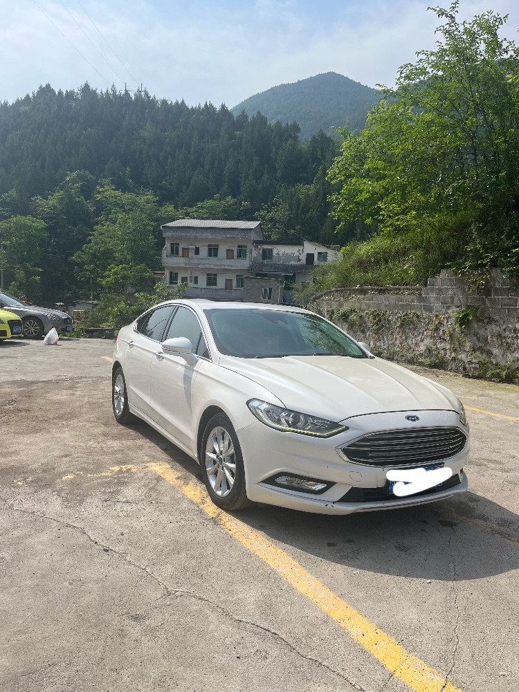 重庆18年福特蒙迪欧3