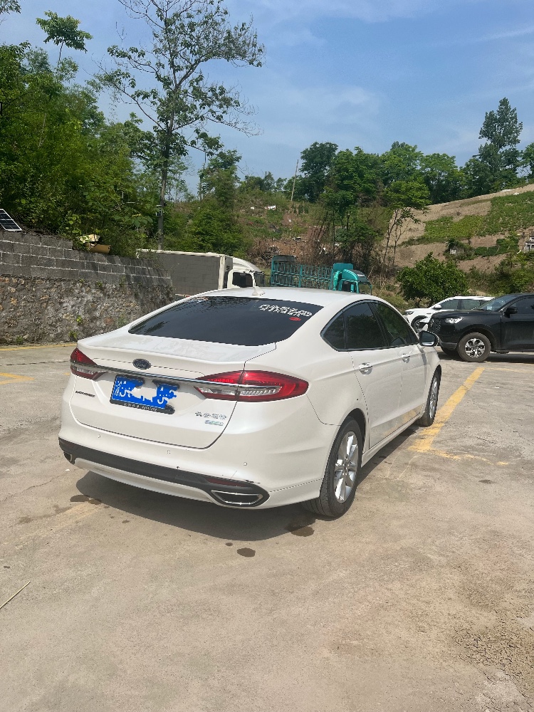 重庆18年福特蒙迪欧4