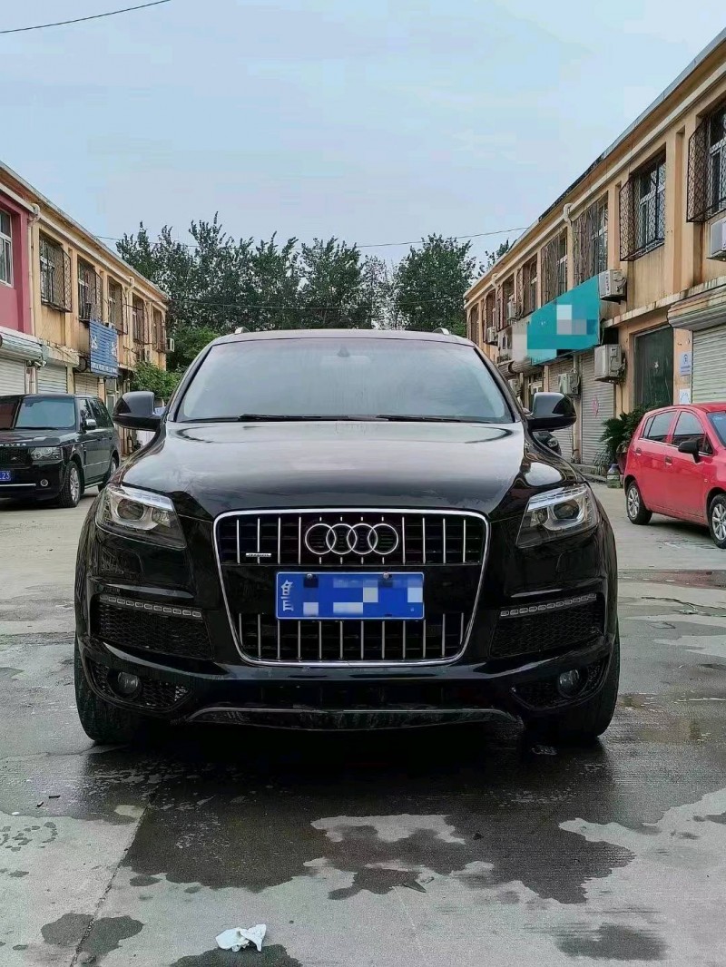 青岛13年奥迪Q71