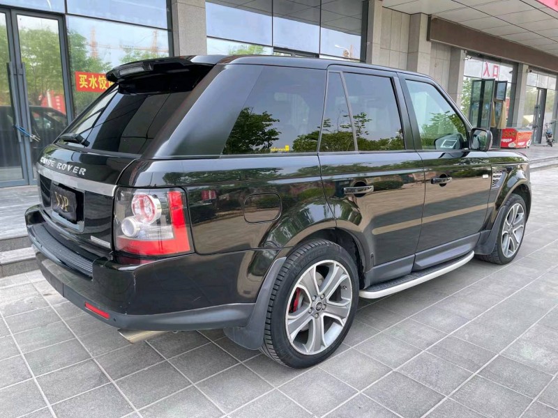 青岛13年路虎揽胜运动8