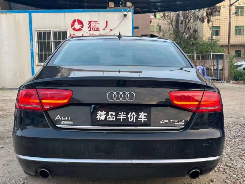 汕头12年奥迪A8L2