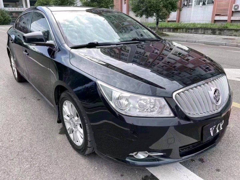 成都13年别克君越2