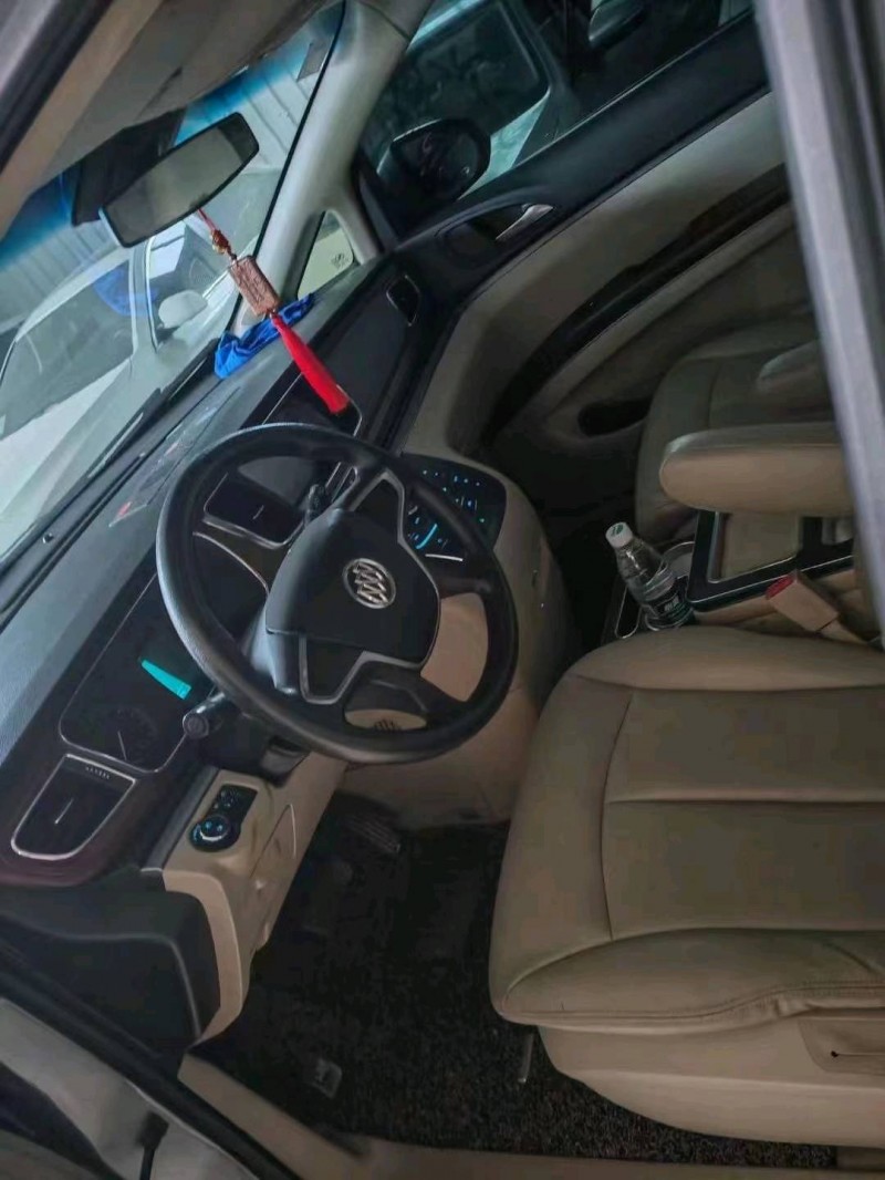 广州14年别克GL83