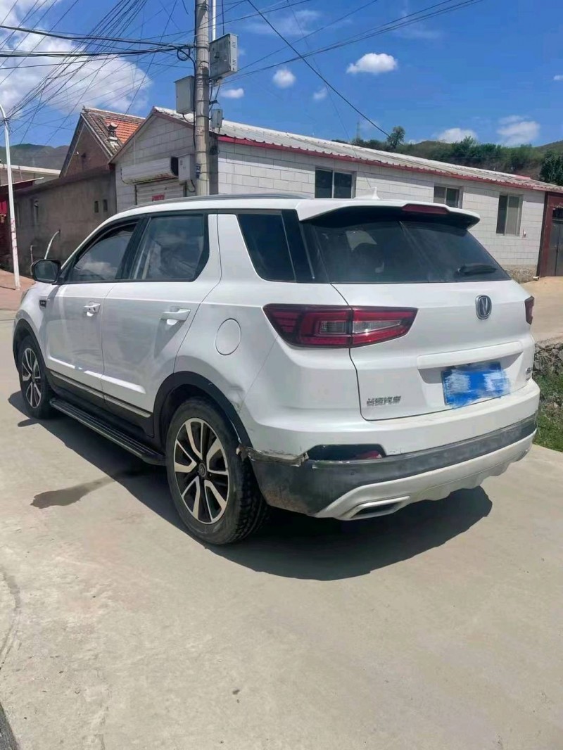 唐山18年長安汽車CS554