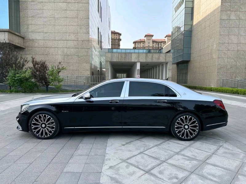 石家庄21年奔驰迈巴赫S级4