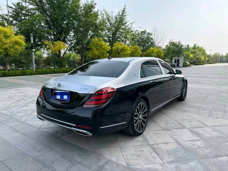 石家庄21年奔驰迈巴赫S级5