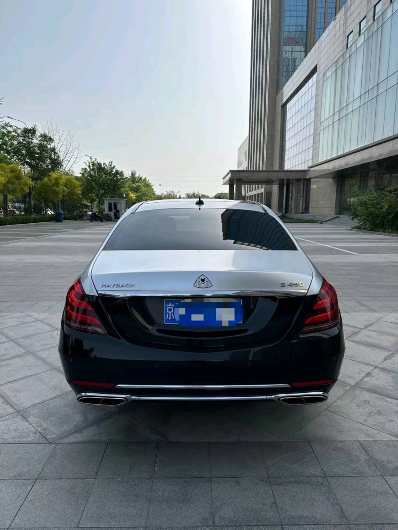 石家庄21年奔驰迈巴赫S级9