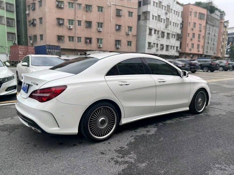 广州18年奔驰CLA4