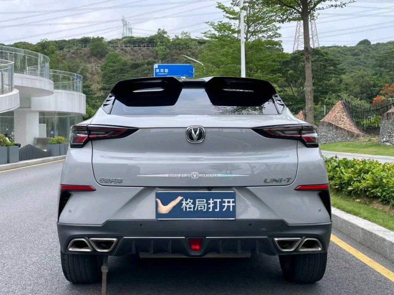 深圳21年长安汽车UNI-T9