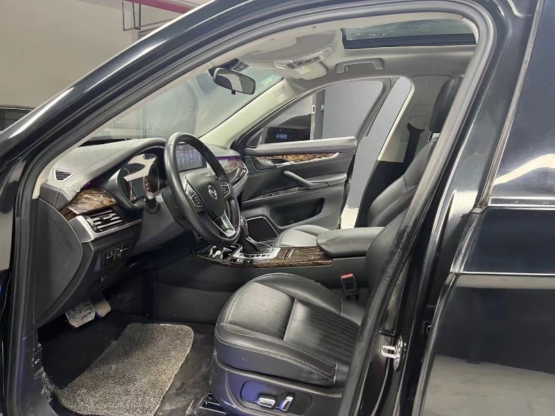 成都18年汉腾汽车X73