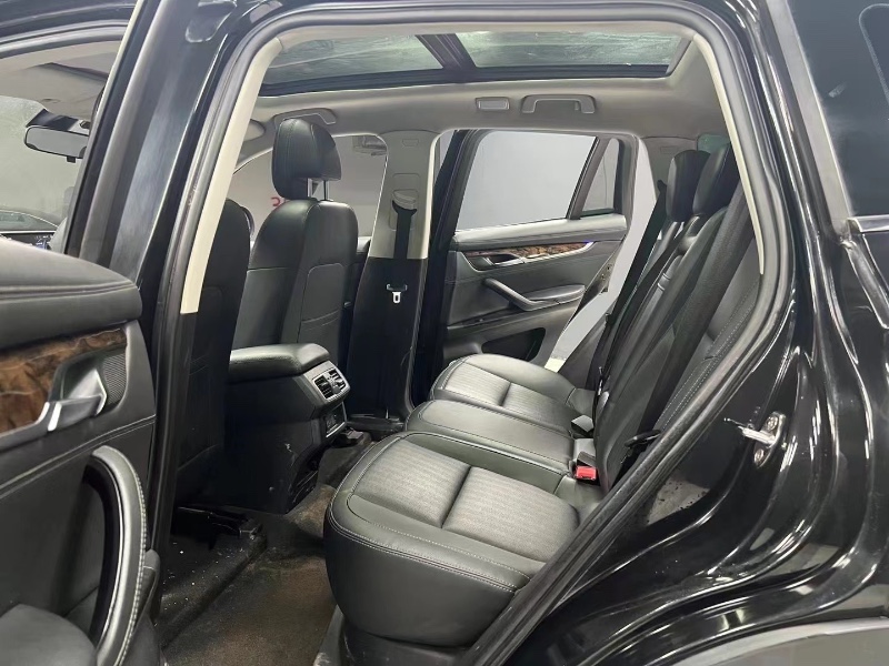 成都18年汉腾汽车X78