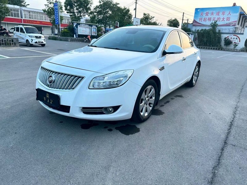 徐州12年别克君威3