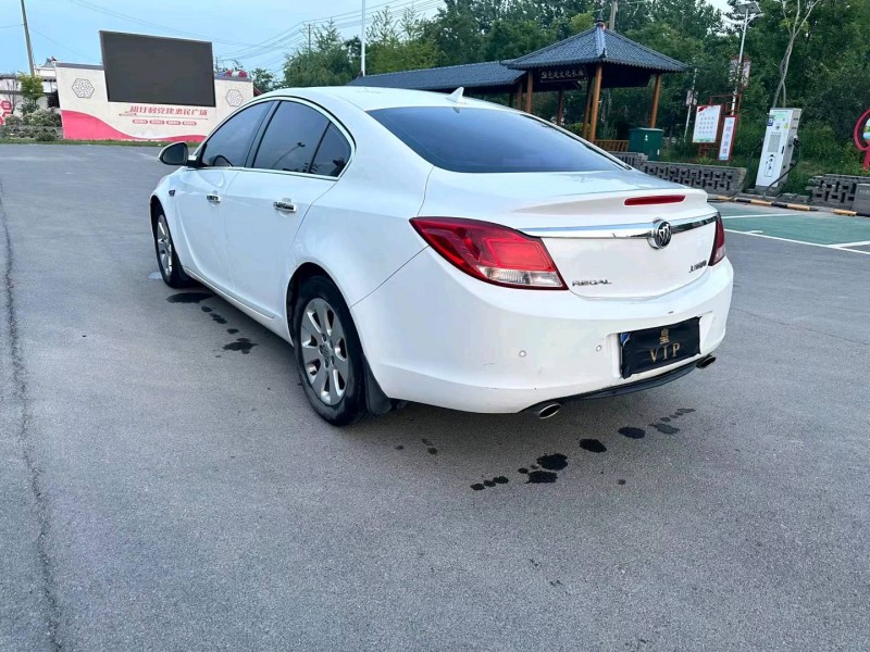 徐州12年别克君威7